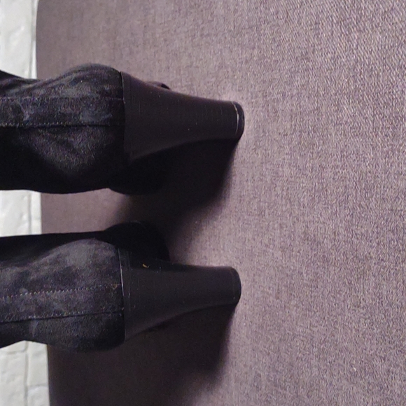 Vince Casper black suede boots - Picture 5 of 6